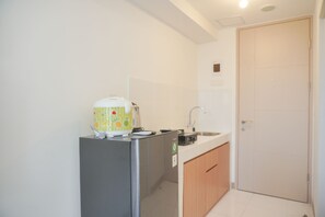 Interior - Modern And Homey Studio Tokyo Riverside Pik 2 Apartment (Teluknaga)