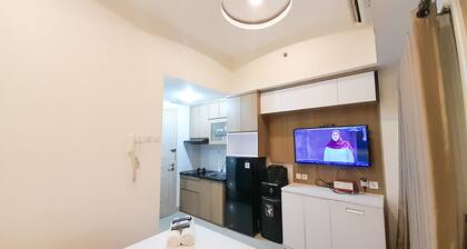 Relaxing Studio At Taman Melati Sinduadi Apartment