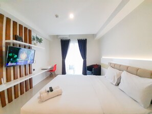 Free WiFi - Comfort And Cozy Living Studio Mataram City Apartment (Ngaglik)