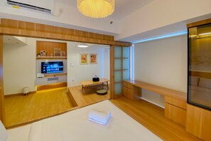 Apartment | 1 bedroom - Spacious And Homey 1Br Tokyo Riverside Pik 2 Apartment (Teluknaga)