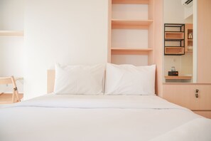 Studio | 1 bedroom, minibar, free WiFi