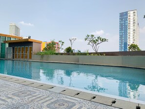 Kolam renang outdoor