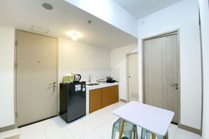 Interior - Comfortable 2Br At Tokyo Riverside Pik 2 Apartment (Teluknaga)