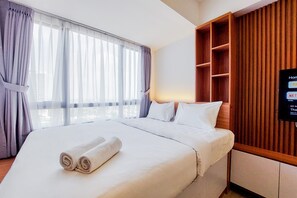 Room - Good And Homey Studio At Collins Boulevard Apartment (Tangerang)