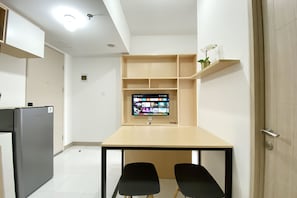 Apartment | Living area - Comfort 2Br At 38Th Floor Tokyo Riverside Pik 2 Apartment (Teluknaga)