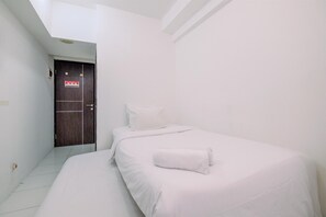 Free WiFi - Simply Look Studio At Mont Blanc Bekasi Apartment (Bekasi)