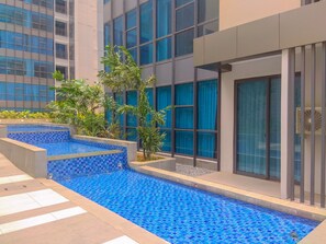 Outdoor pool - Best Spacious And Nice 3Br At 28Th Floor Casa Grande Apartment (Jakarta)