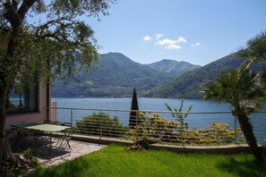 Outdoor dining - Il Tentione, Valsolda, Italy (Valsolda)