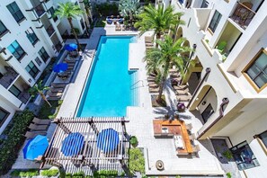 A heated pool - ☀️Poolview Retreat☀️ Westshore + King + Heated Pool (Tampa)