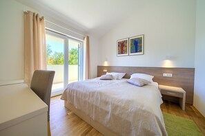 3 多间卧室、上网接入