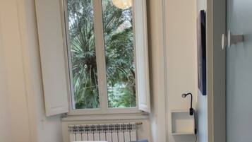 3 Schlafzimmer, Schreibtisch, BĂŒgeleisen/BĂŒgelbrett, Reisekinderbett