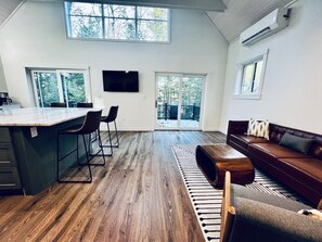 Smart TV, fireplace, foosball, table tennis - Waterfront Eco Friendly House Near White Mountains, fire pit, outdoor sauna (Sweden)