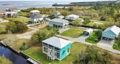 Great Escape -2 Br 2Ba Waterfront Bay St Louis MS