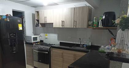 A 5 Minutos del Parque Consota! Sector Seguro, Casa Cómoda, Parqueadero Cubierto