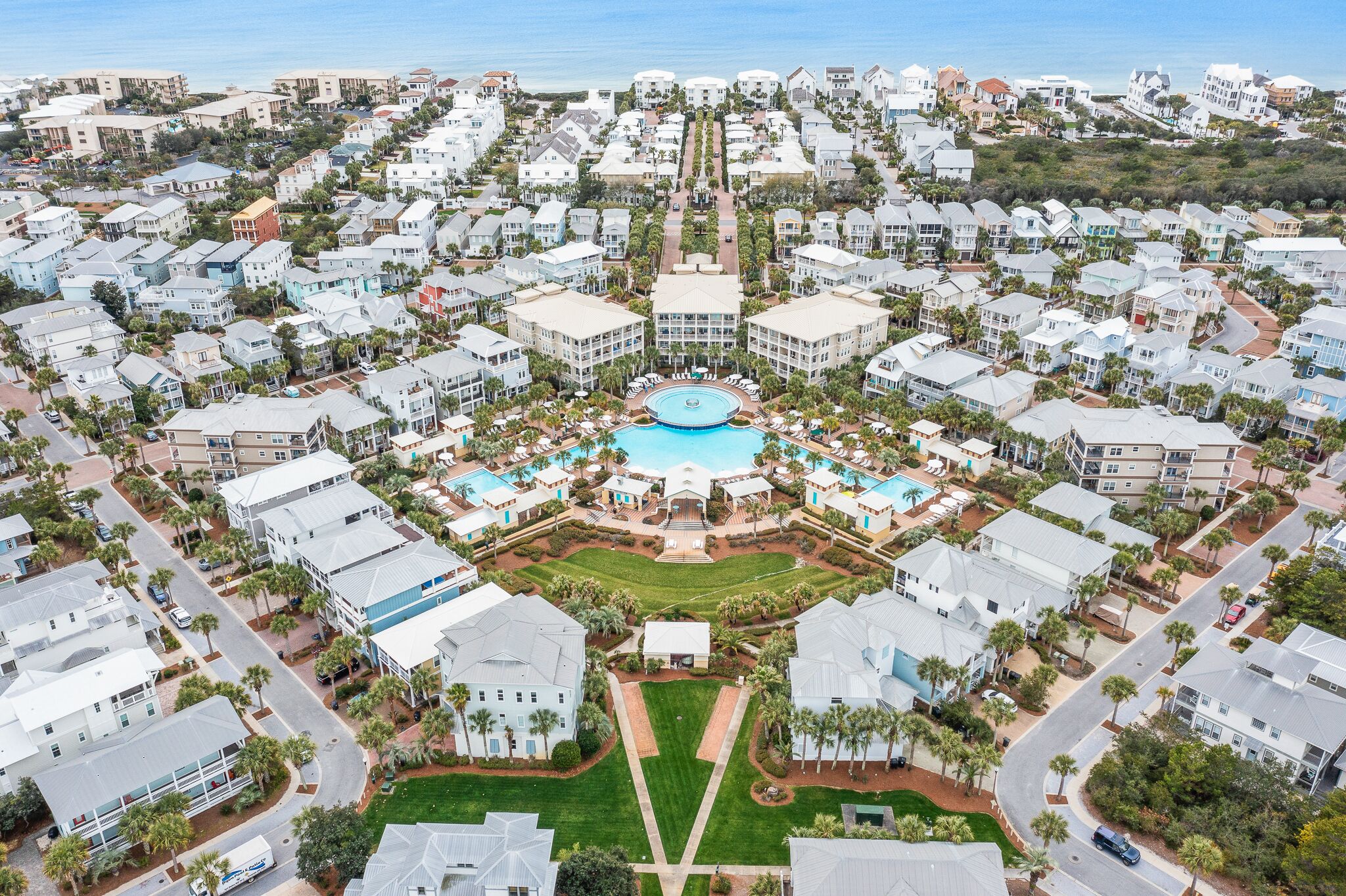 المنشأة من الخارج