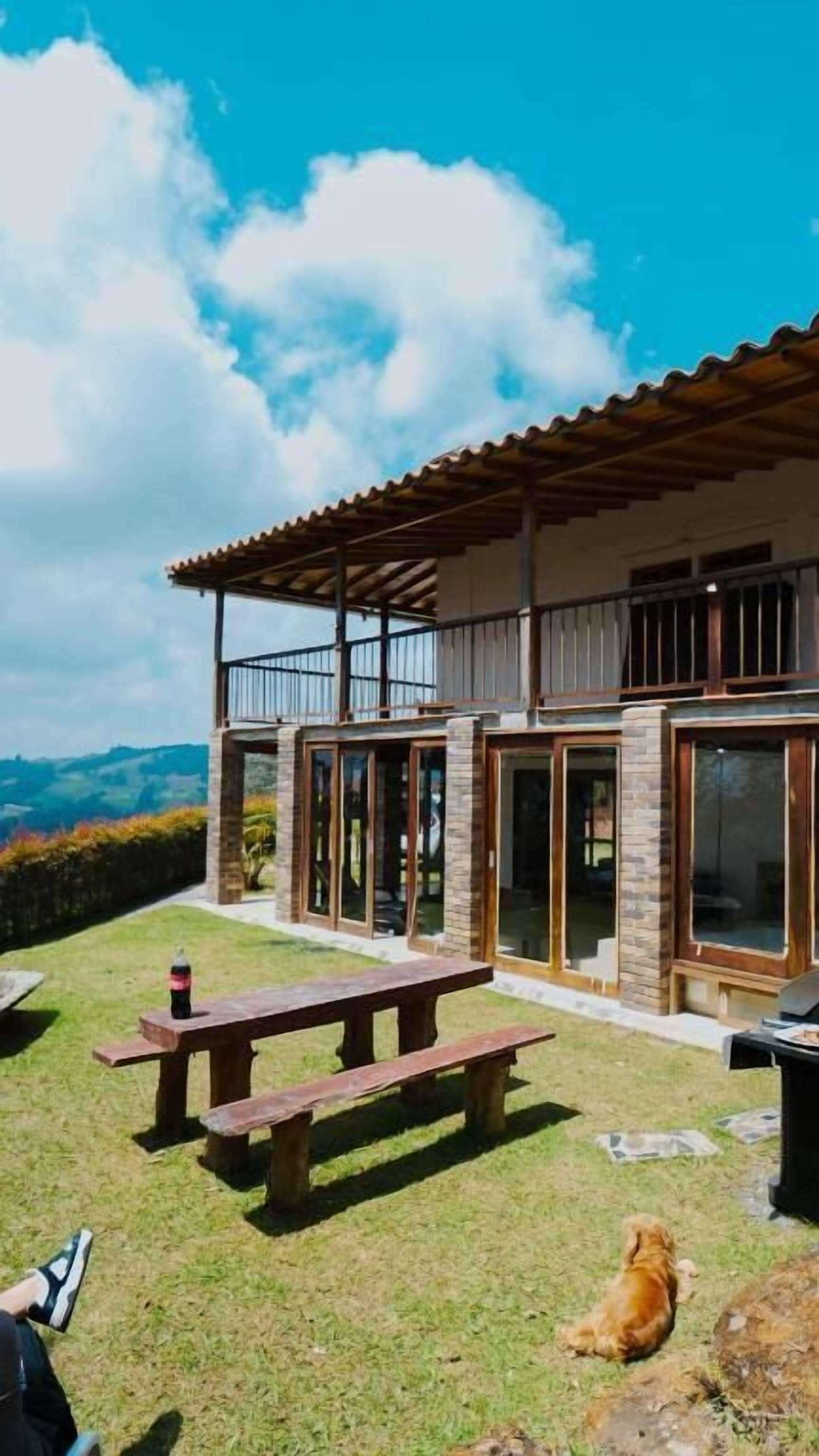 Fachada de la propiedad