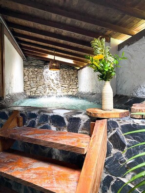 Deluxe Room | Premium bedding, down comforters, free WiFi, bed sheets - Hotel Oru Campestre (Envigado)