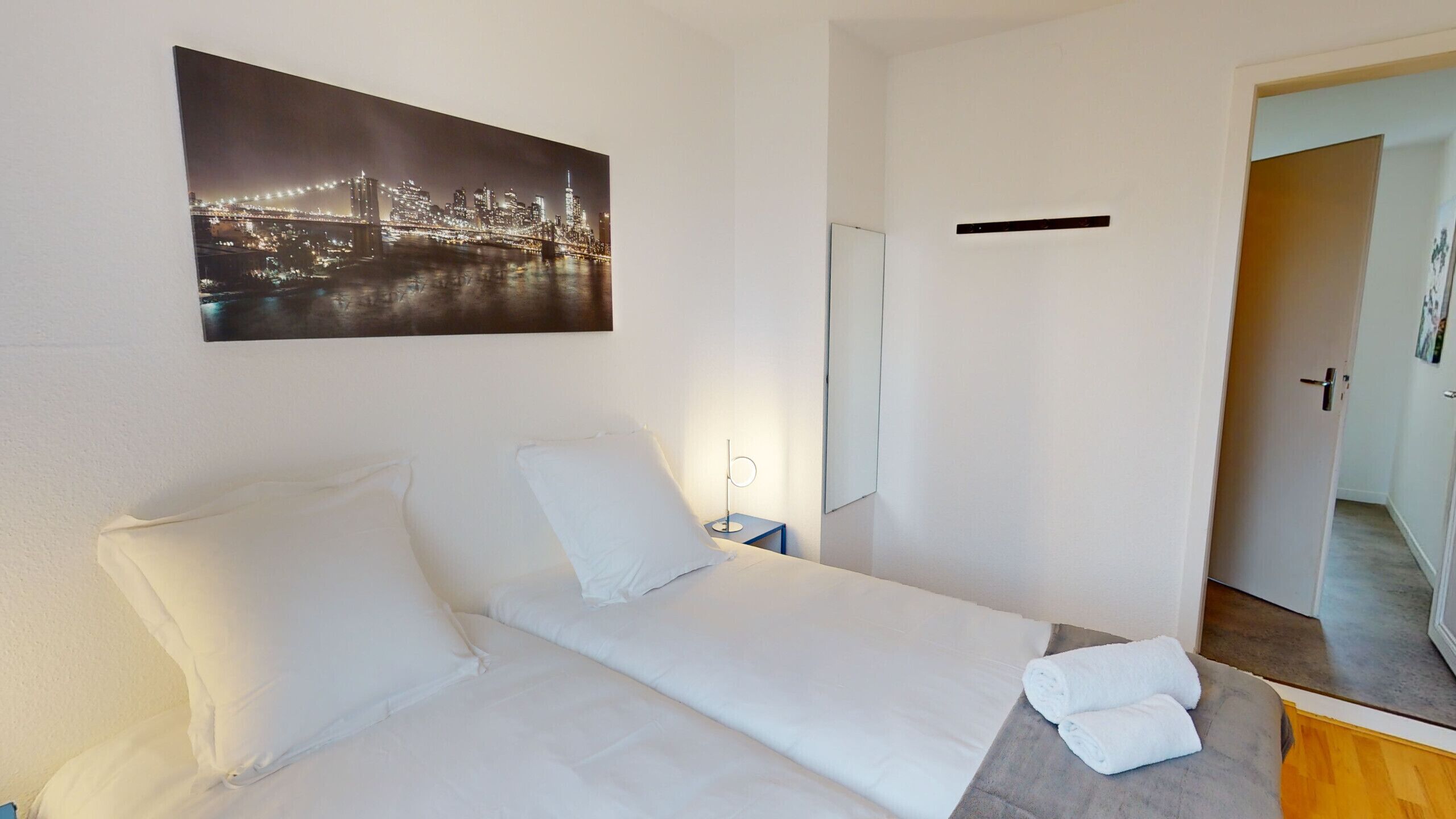 Wifi gratis y ropa de cama 