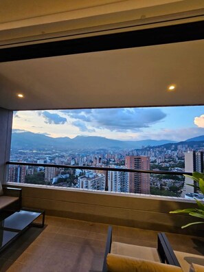Interior - Skyline Dreams on 27th Floor! Luxury 2BR/3BA (Medellin)
