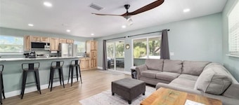 Multi Family waterfront house. Plenty of parking, close to springs.