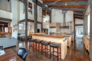 Interior - Abode at Elkhorn Estate, great for groups, views (Sun Valley)