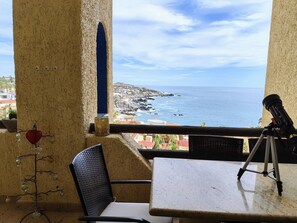 Outdoor dining - New Listing Expansive Ocean Views From Living Room and Bedroom + Cooks Kitchen
 (B.C.S.)
