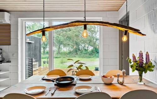 Stunning home in Thyholm with WiFi