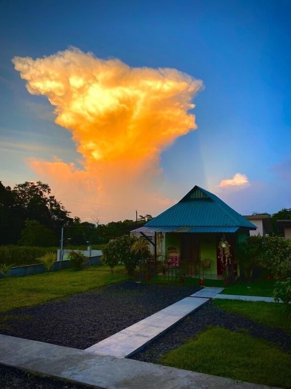 Superior Cabin | Terrace/patio - Chongos Place (La Fortuna)