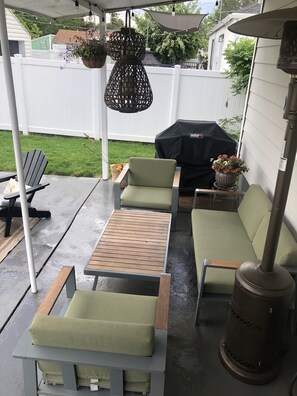Terrace/patio - Close to down town. Easy access to freeway. Quick access to 9 ski resorts  (Salt Lake City)