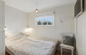 2 bedrooms, free WiFi