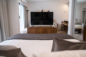 Grand Studio, 1 Queen Bed with Sofa bed - Barrancas Quality Apartments (Buenos Aires)