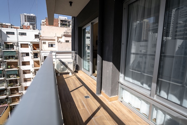 Grand Studio, 1 Queen Bed with Sofa bed | Balcony