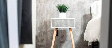 3 camere, una scrivania, ferro/asse da stiro, Wi-Fi gratuito