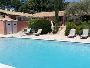 Pool - Apartment 'Nino - 2/4 People' with Shared Pool, Wi-Fi and Air Conditioning (Nyons)