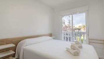 Bügeleisen/Bügelbrett, kostenloses WLAN, Bettwäsche