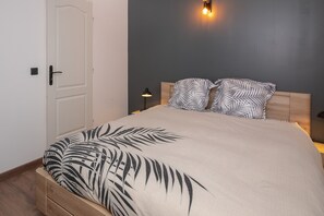 2 chambres, Wi-Fi gratuit, draps fournis