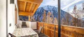 Apartment 'Hubertus - Wasserfallspitz' with Mountain View, Private Terrace and Wi-Fi