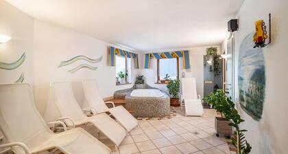 Apartment 'Hubertus - Moosstock' with Mountain View, Private Terrace and Wi-Fi