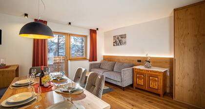 Apartment 'Hubertus - Moosstock' with Mountain View, Private Terrace and Wi-Fi