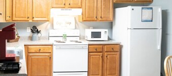 Cozy Camelia Units A