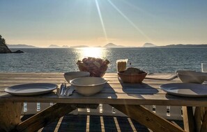 Outdoor dining - 4 bedroom cozy home in Stavang (Stavang)