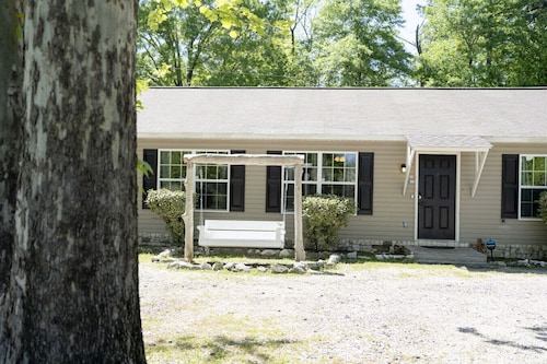 Cozy Camelia Units B