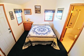 2 soverom, strykejern/-brett, reiseseng for barn og wi-fi (inkludert)