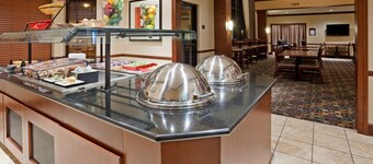 Free Breakfast, Gym, Great for Business Travelers!