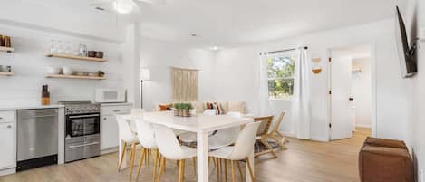 Cabin, Multiple Beds, Patio, Garden View (Mystic Woods Trio Branson) | Dining