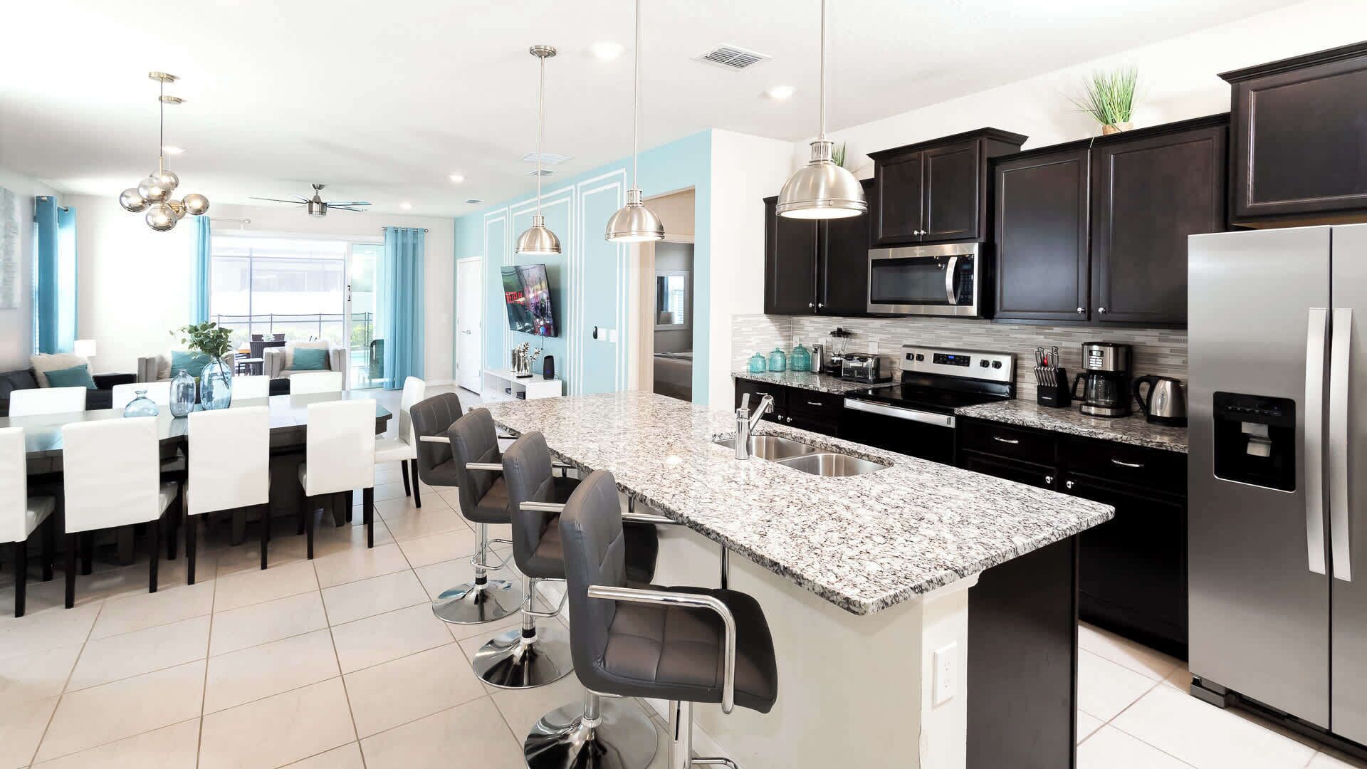 House, Multiple Beds, Pool Access, Pool View (A Little Galaxy Far Far Away) | Private kitchen | Fridge, microwave, oven, stovetop