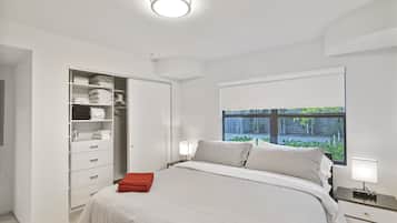 House, Multiple Beds, Kitchen | 4 bedrooms, individually decorated, individually furnished, free WiFi