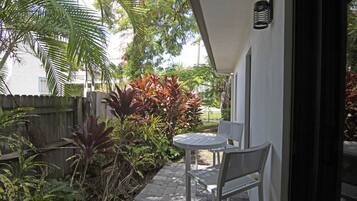 Khuôn viên nơi lưu trú