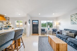 House, Multiple Beds, Patio, Mountain View (11th Heaven) | Living area - Your Dream Seaside Vacation! Charming 2 BDR Home (Seaside)