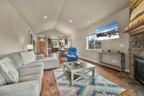 House, Multiple Beds, Fireplace, Garden View (The Haley House) | Living area | 42-inch flat-screen TV with digital channels, fireplace
